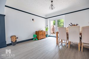 Photo 27- click for photo gallery